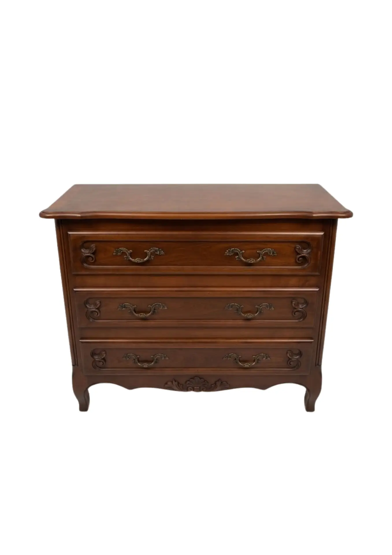commode ancienne proposée à la location pour un mariage