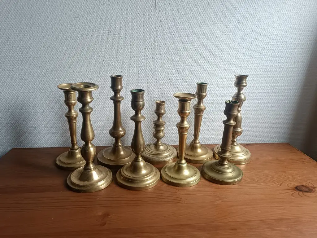 chandelier proposé à la location pour un mariage