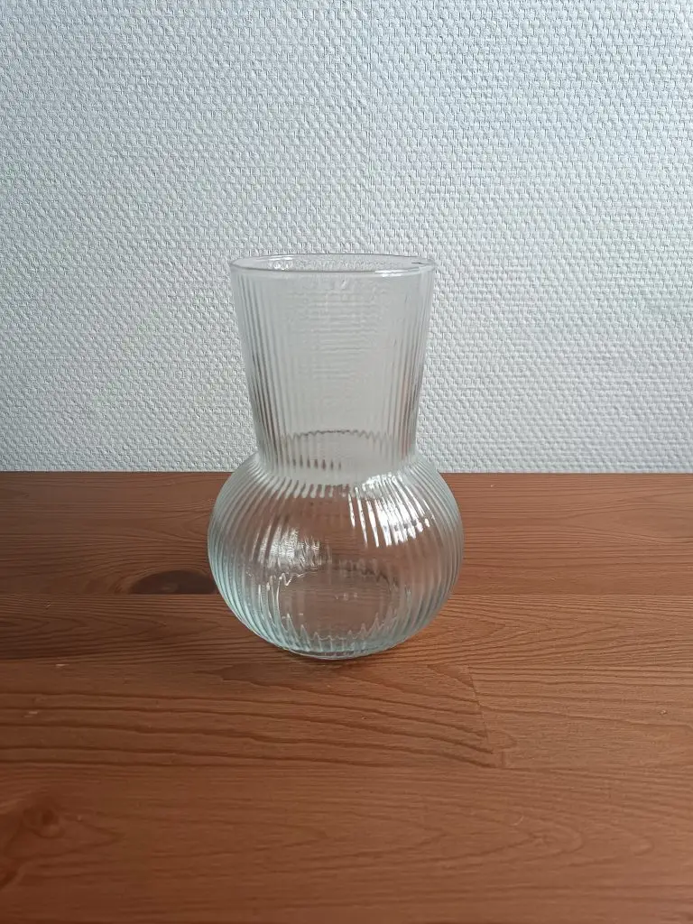 Vase Kira proposé à la location pour un mariage