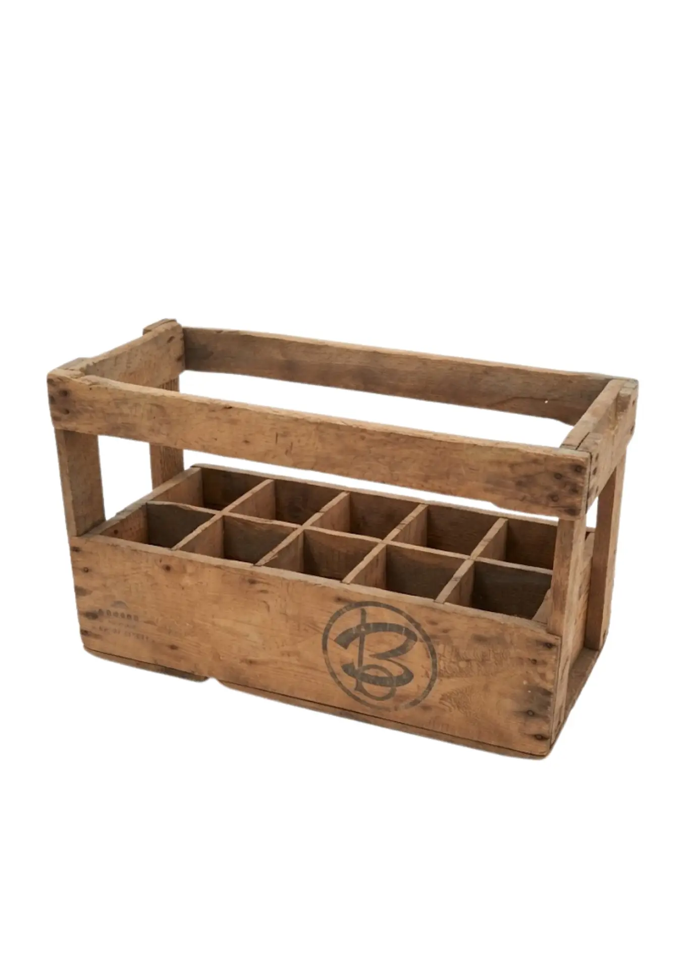 caisse porte bouteille ancienne bois vintage proposé à la location pour un mariage