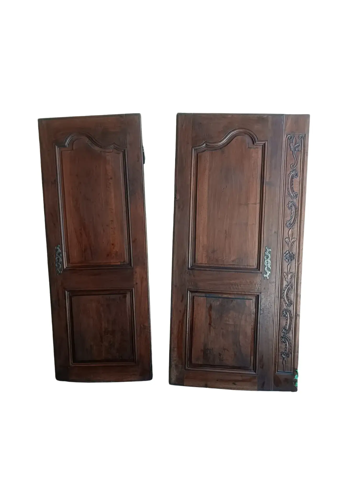 portes bois anciennes proposées à la location pour un mariage