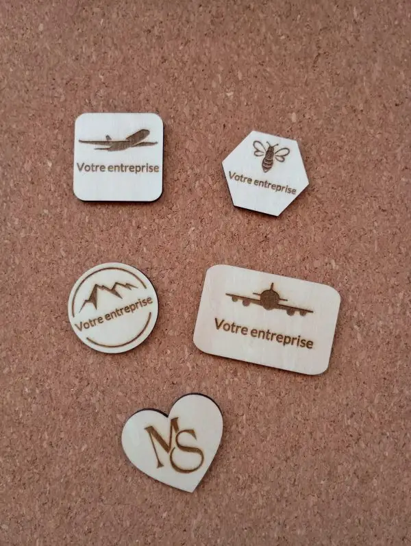 Pin's pro personnalisable